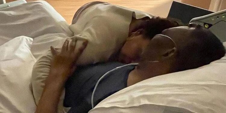 Pele’s daughters share her father fighting against cancer.