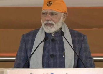 New Delhi: PM Modi ने गुरु गोबिंद सिंह के पुत्रों को दी श्रद्धांजलि