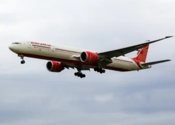 New Delhi: Paris-Delhi Air India में एक और मिड-एयर पेशाब घटना
