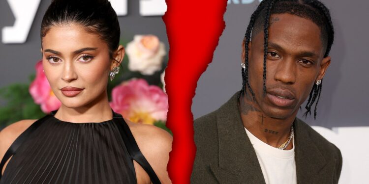 Exclusive:- Kylie Jenner and Travis Scott split again