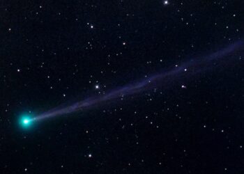 How to Spot a 'Green Comet' In The Sky This Month