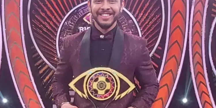 Akshay Kelkar Becomes Big Boss Marathi Season 4 Winner