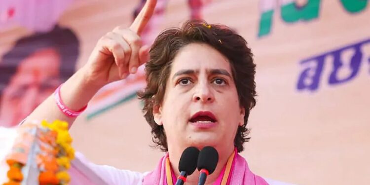 Srinagar: “भारत प्रेम, सत्य, अहिंसा से बना है”: प्रियंका गांधी