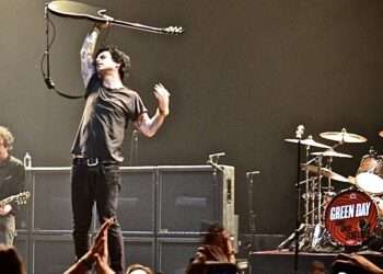 Green Day plays in Manc, what happened?