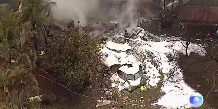 62 people killed in plane crash:- Sao Paulo state